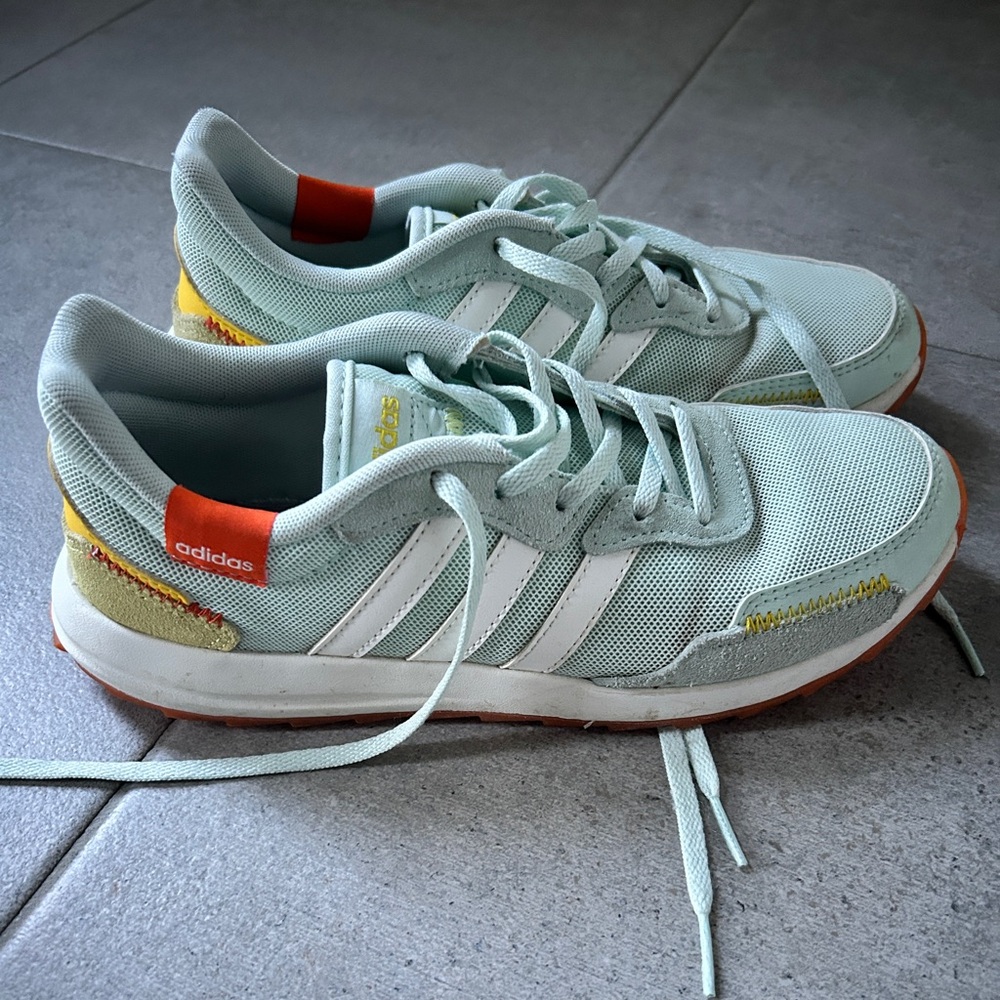 Adidas Retrorun - Picture 2 of 7
